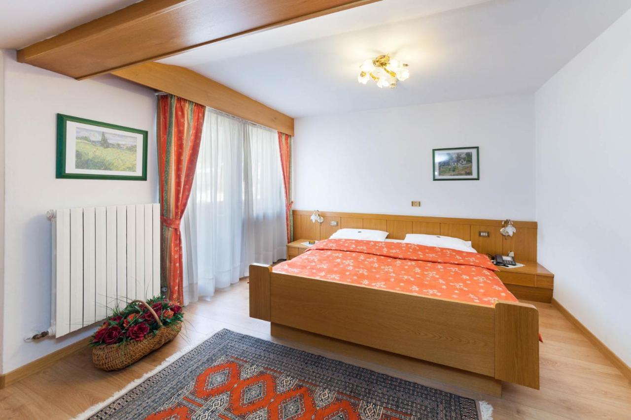 Hotel Panorama San Martino Di Castrozza Luaran gambar